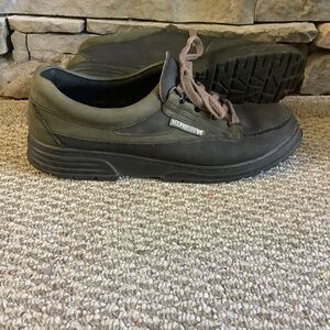 Women’s  Mephisto Sturdy Shoes size 9 Fits 8.5-9